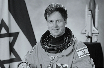 מכוונים לכוכבים